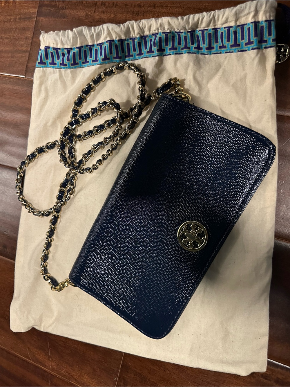 Tory Burch Navy Patent Leather Chain Wallet Crossbody with Gold Logo